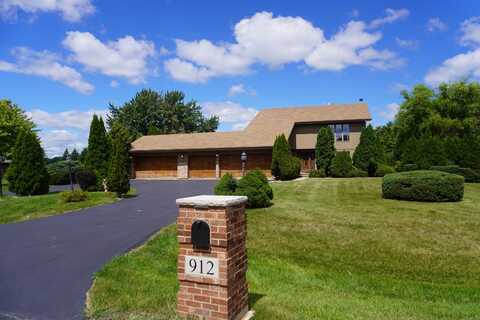 912 Apache Trail, Lake Villa, IL 60046