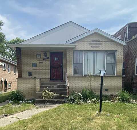 8243 S Wabash Avenue, Chicago, IL 60619