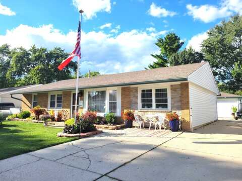 804 Oriole Drive, Streamwood, IL 60107