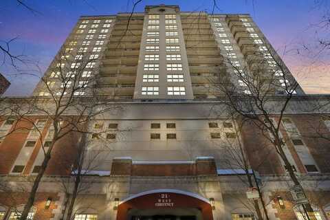 21 W Chestnut Street, Chicago, IL 60610