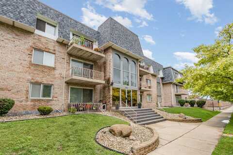 18855 Burnham Avenue, Lansing, IL 60438