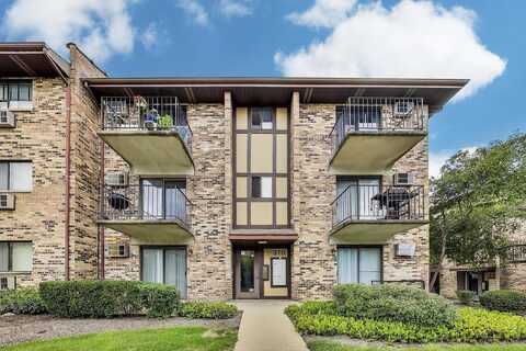 310 Klein Creek Court, Carol Stream, IL 60188