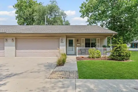 1702 Patricia Court, Champaign, IL 61821