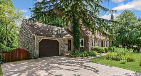 2208 S Lynn Street, Urbana, IL 61801