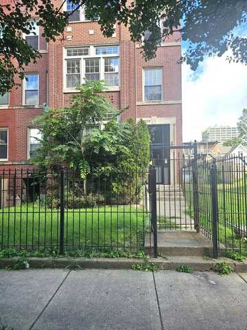 1520 E Marquette Road, Chicago, IL 60637