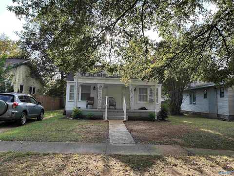 903 7th Avenue SE, Decatur, AL 35601