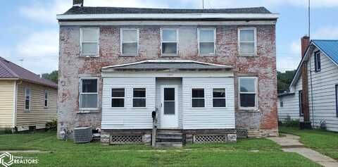 1323 Avenue E, Fort Madison, IA 52627