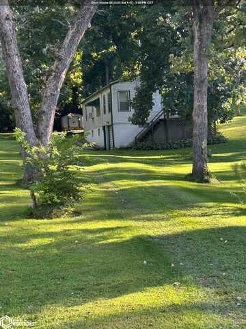 5152 Aurora Drive, Brooklyn, IA 52211