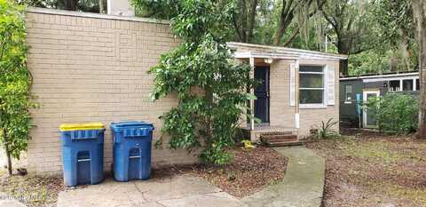 6704 HELSTON Court, Jacksonville, FL 32208