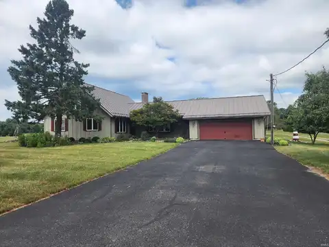 285 W 300 Road, Howe, IN 46746