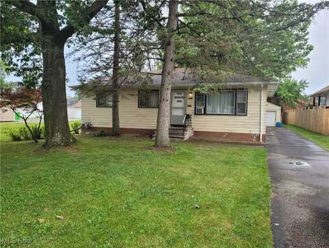 4820 Green Road, Warrensville Heights, OH 44128