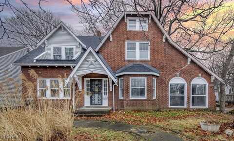 12980 Cedar Road, Cleveland Heights, OH 44118