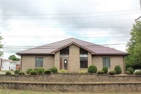 204 E Railroad Street, Columbiana, OH 44408