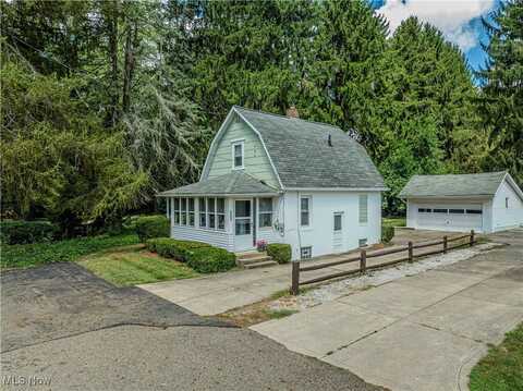 7435 Brookside Street, Louisville, OH 44641