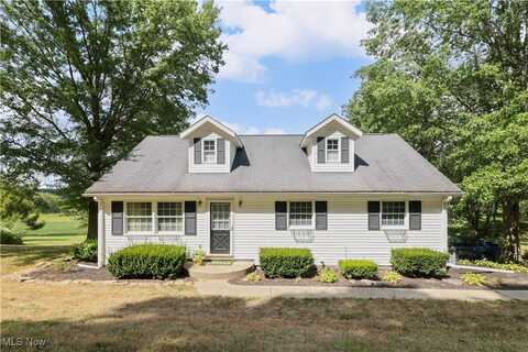23 Penny Road SW, Carrollton, OH 44615