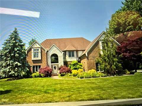 2962 Forest Lake Drive, Westlake, OH 44145