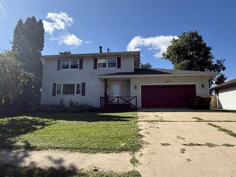 2007 Winchester Drive, Freeport, IL 61032