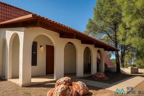 16 Century Road, Artesia, NM 88210