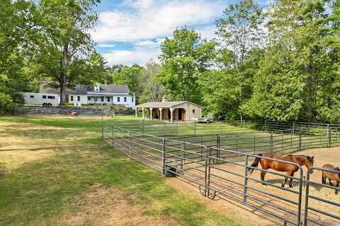 52 Lyford Road, Brookfield, NH 03872