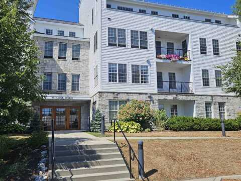 70 Maple Street, Middlebury, VT 05753