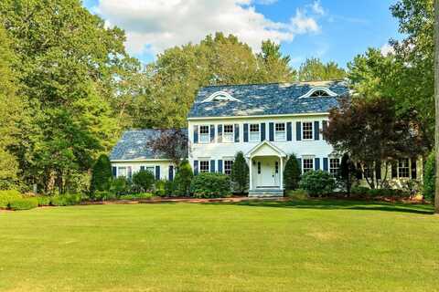 13 Woodbine Drive, Londonderry, NH 03053