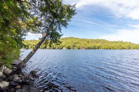 6 Loon Point Road, Meredith, NH 03253