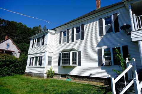 122 North Avenue, Saint Johnsbury, VT 05819