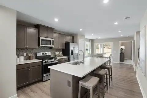 190 Rhodell Ln, Greenville, SC 29605