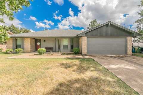 2831 Panhandle Drive, Grapevine, TX 76051