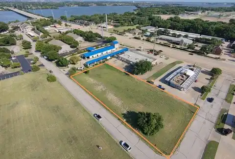 5310 Lakeview Parkway, Rowlett, TX 75088