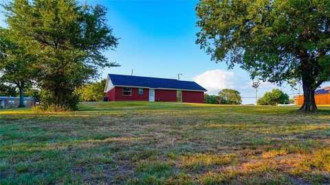728 E 3rd Street, Springtown, TX 76082