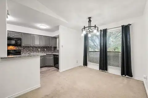 2101 Calico Lane, Arlington, TX 76011