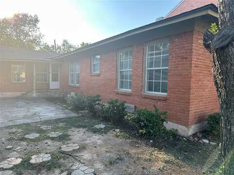 6719 Kenwell Street, Dallas, TX 75209