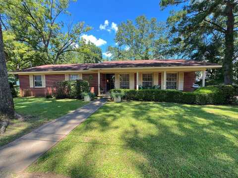 304 Powell St, Winona, MS 38967