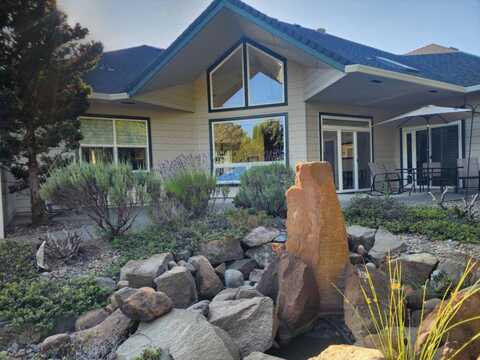 2148 Willow Loop, Florence, OR 97439