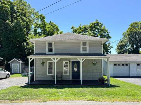 12 Tenth St, Catskill, NY 12414