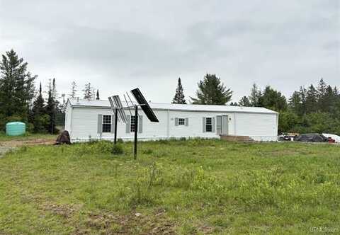 9535 Walstroms Road, Republic, MI 49879