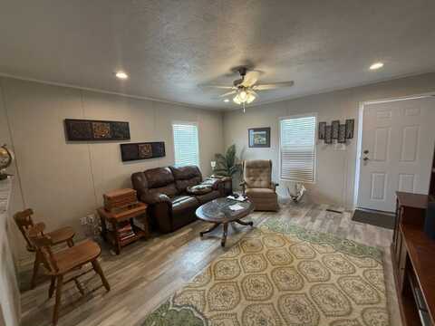 15 Secluded Ranch Bend, Willis, TX 77318