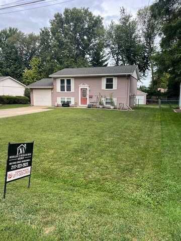 2006 Plum St, Jacksonville, IL 62650