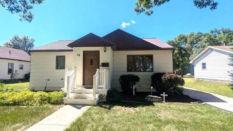 016 S. Illinois Avenue, Platte, SD 57369