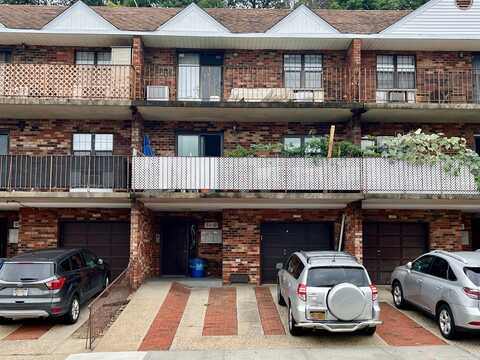 65-19 242nd Street, Little Neck, NY 11362