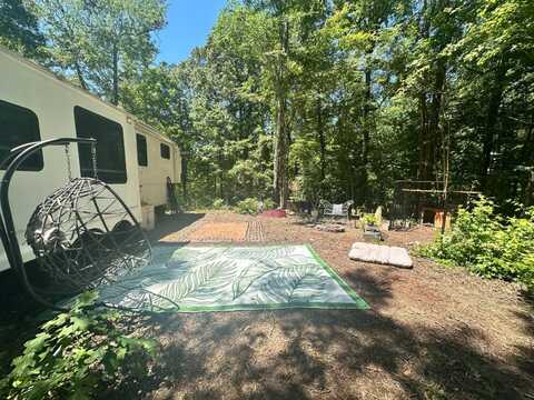 169 Oak Leaf Ct, Jasper, AL 35504