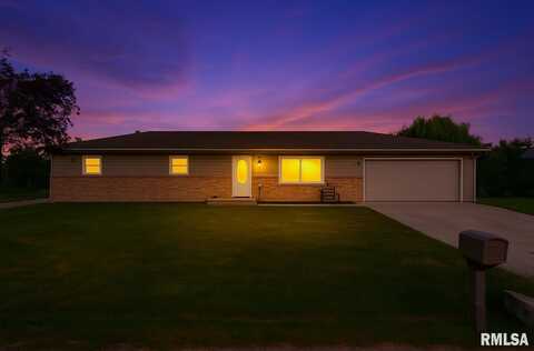 1319 N 4TH Street, Pawnee, IL 62558