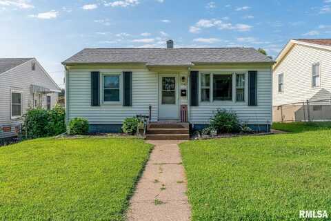 1343 W 37TH Street, Davenport, IA 52806
