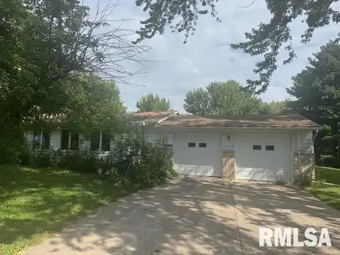 5913 ELLINGTON Road, Quincy, IL 62305