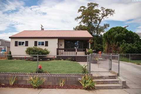1203 Willard Ave, Richland, WA 99354