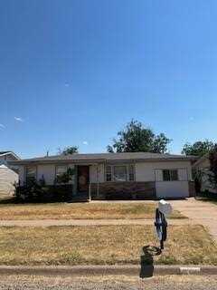 216 36th St, Snyder, TX 79549