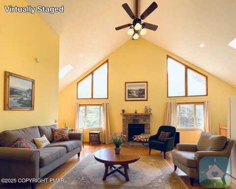 103 Livingston Lane, Gouldsboro, PA 18424