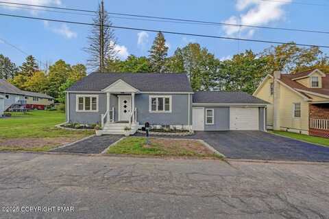 7 Brook Lane, Spring Brook Township, PA 18444