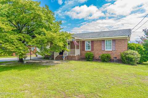 204 Beeler Avenue, Hamlet, NC 28345